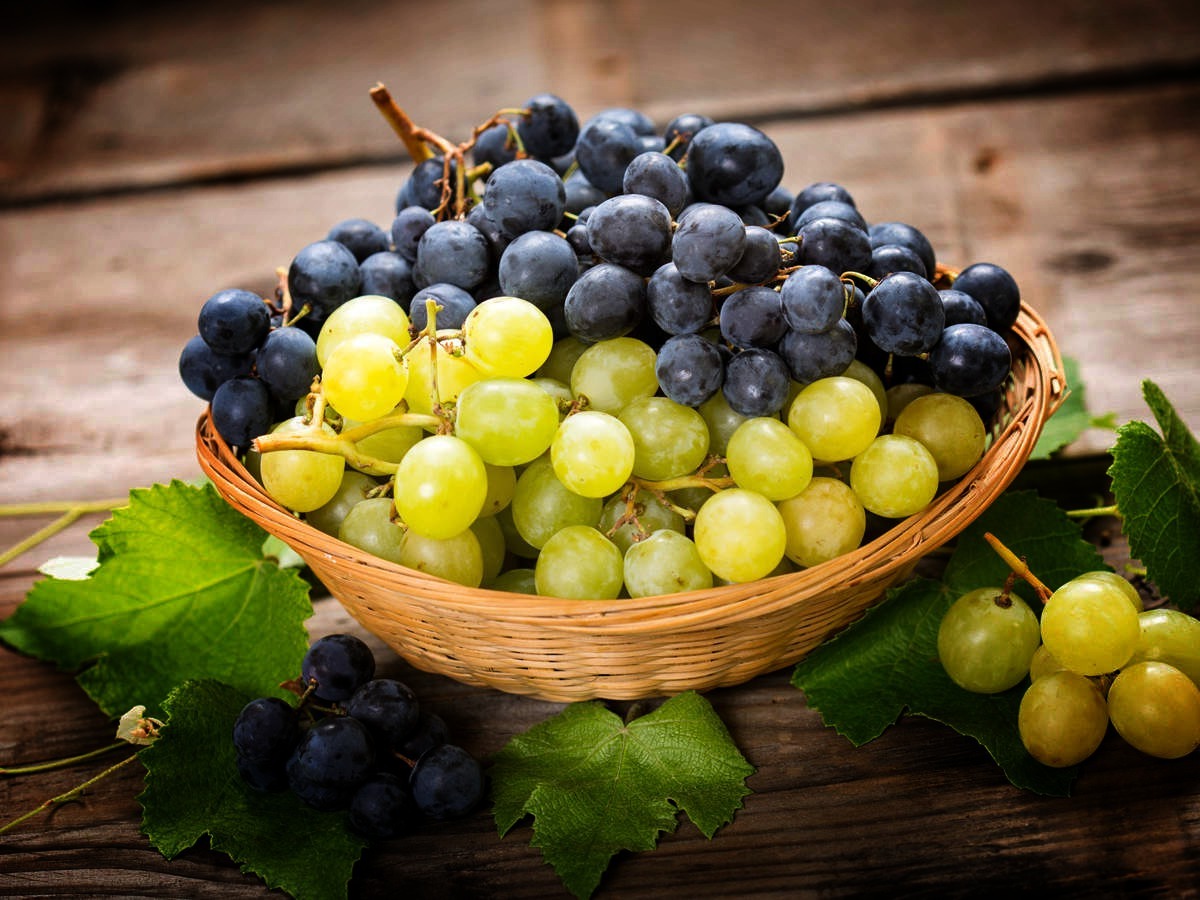 السعرات الحرارية في العنب - القيمة الغذائية للعنب
