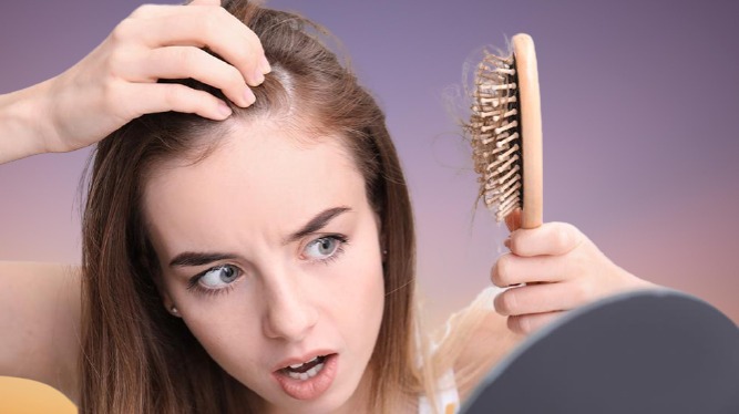الوقاية من تساقط الشعر في نظام الكيتو